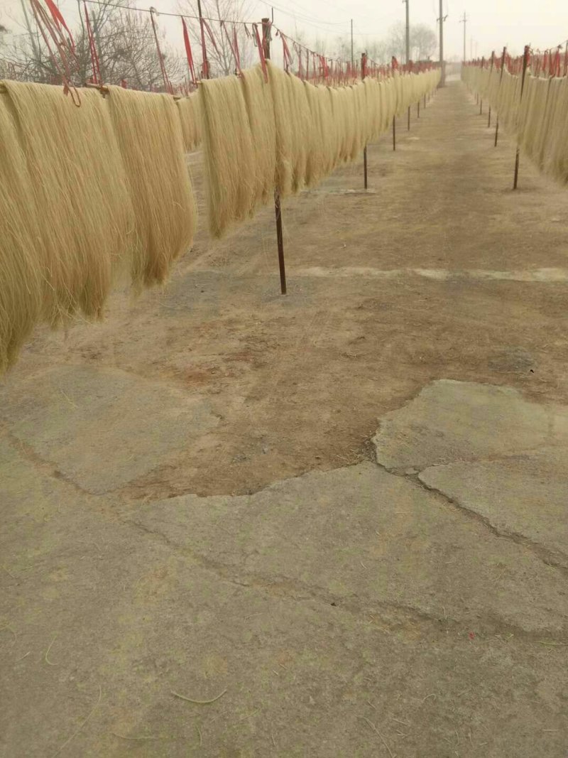 纯红薯粉条，粉块，粉皮大量供应