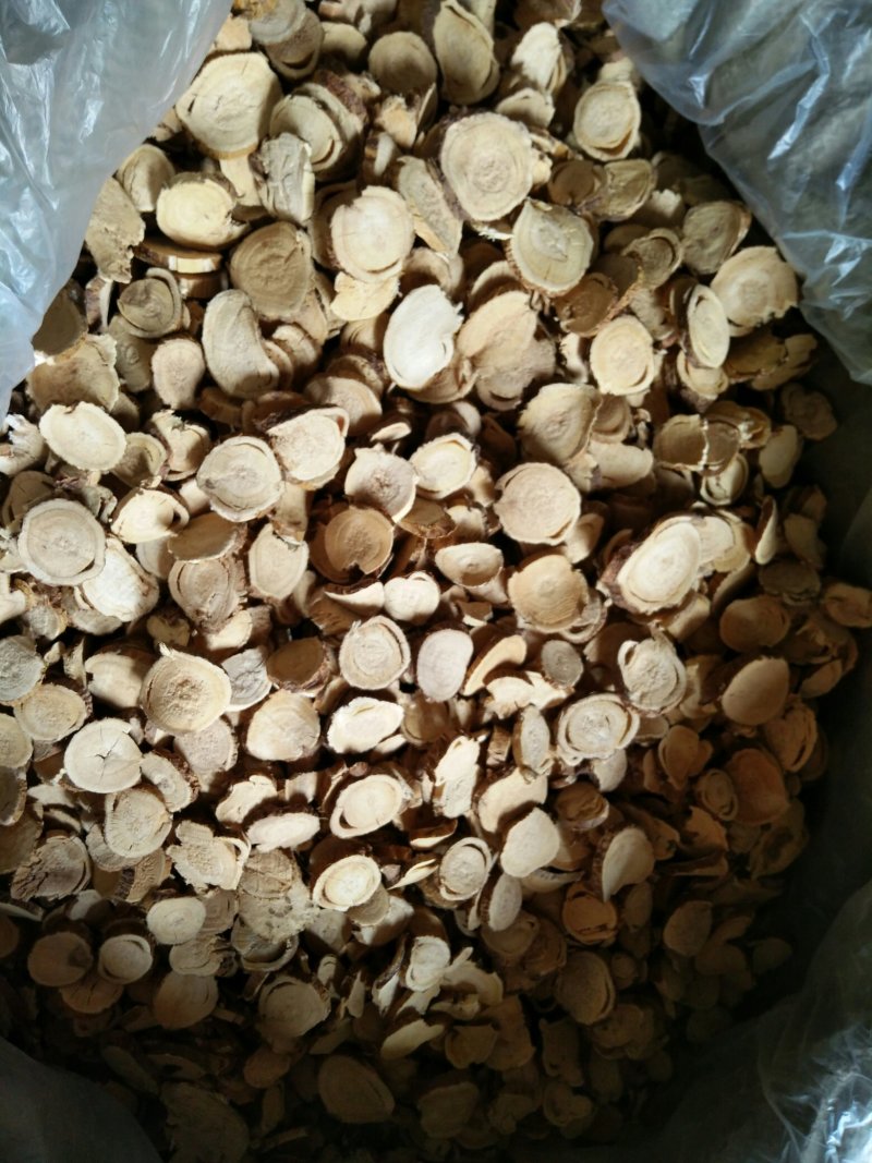 苦参大货长期供应各种规格饮片厂药厂兽药厂