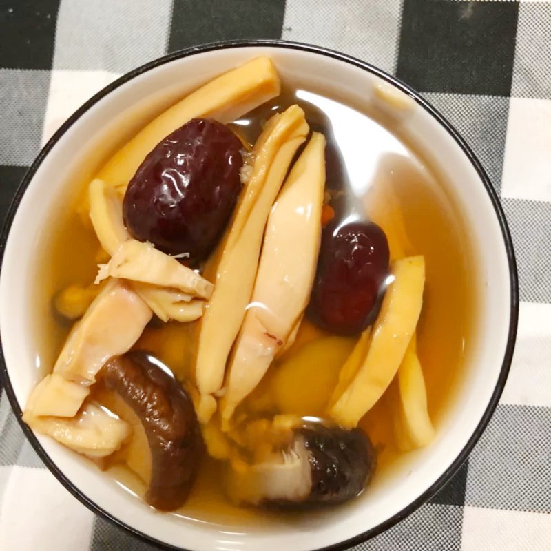 海捕淡晒墨鱼干一件包邮