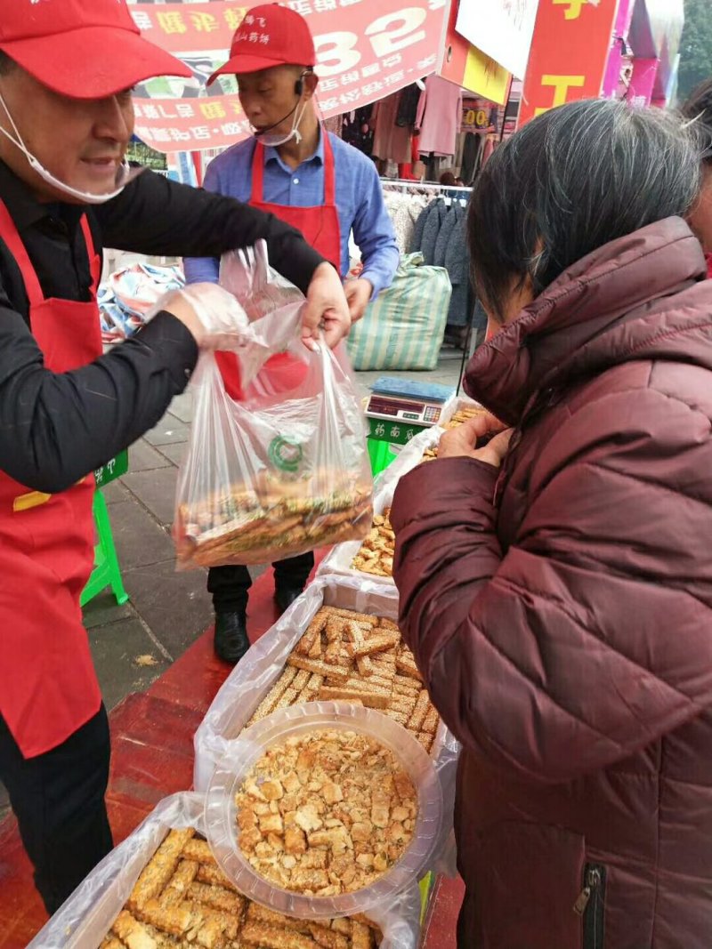 南瓜饼干，年货展会赶集热卖山药南瓜饼干