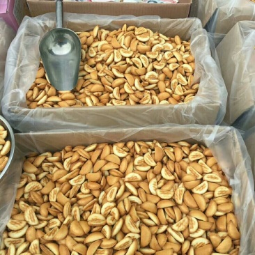 山药蛋黄饺，饼干，