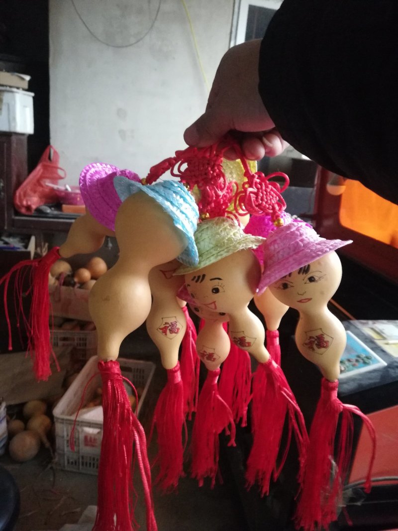 小草帽，葫芦做的
