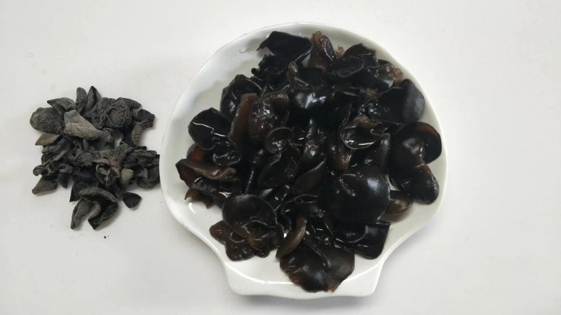 东北小木耳，一件60斤70斤，食用菌鲜货，东北黑木耳。