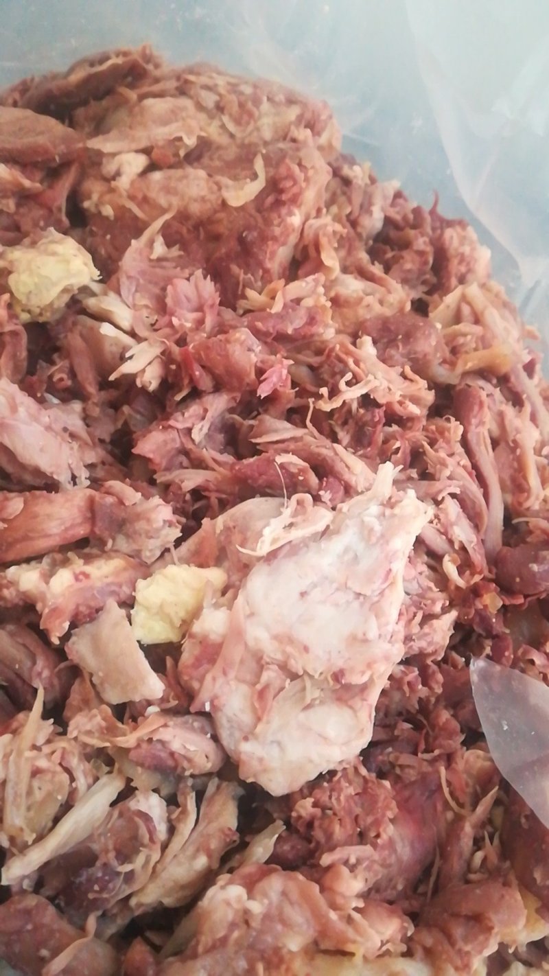 新鲜拆骨肉