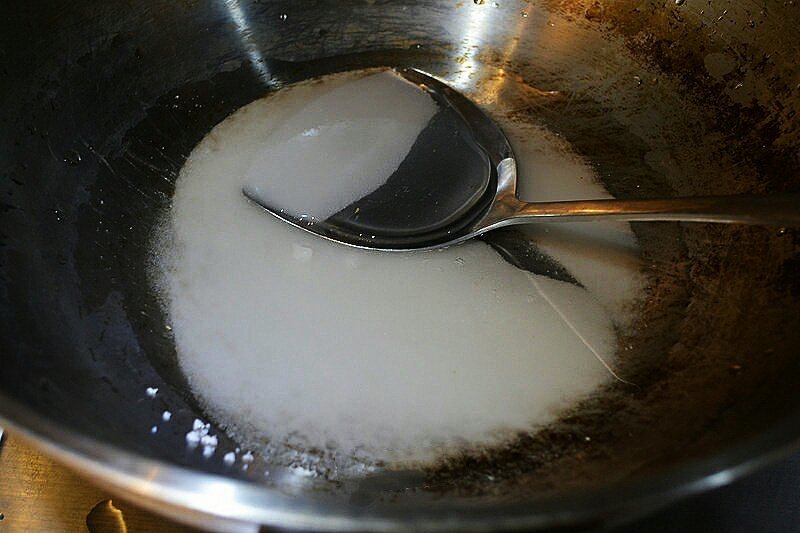 养生炒米糖小米酥芝麻条核桃四合一黑芝麻糖芝麻片糖批发袋装