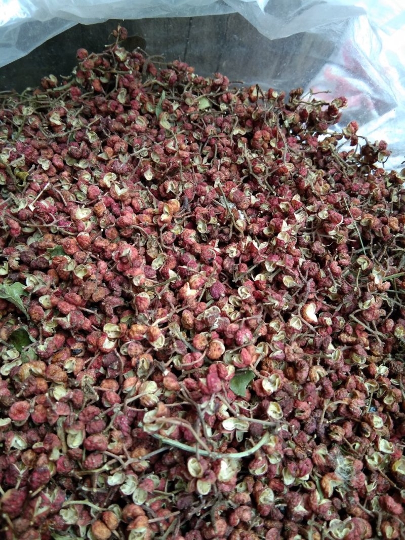 大红袍，小花椒