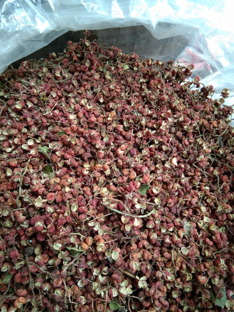 大红袍，小花椒