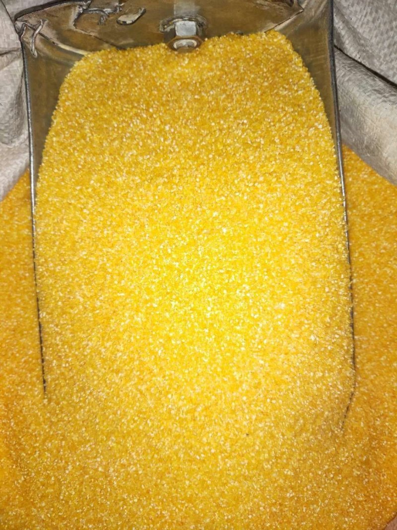 玉米面，硬粒玉米加工而成，分面和渣两种，小包装