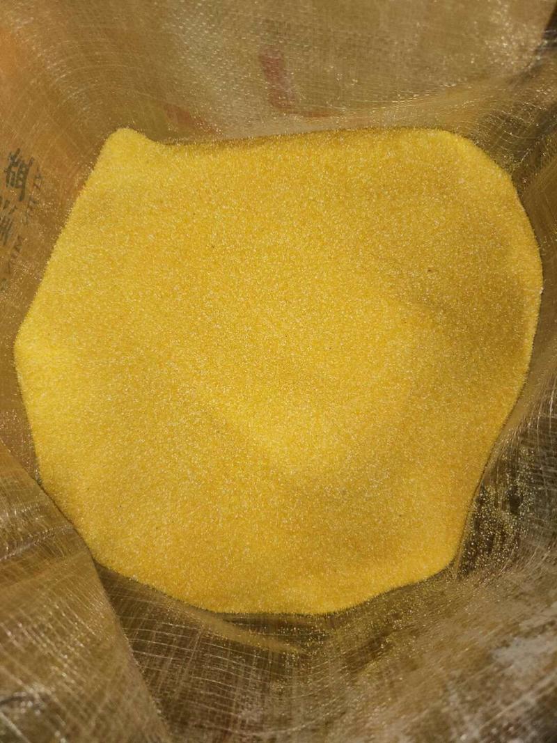 玉米面，硬粒玉米加工而成，分面和渣两种，小包装