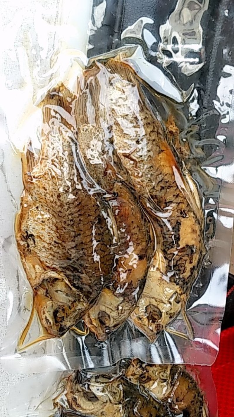 鲤鱼骨酥肉嫩老少皆宜