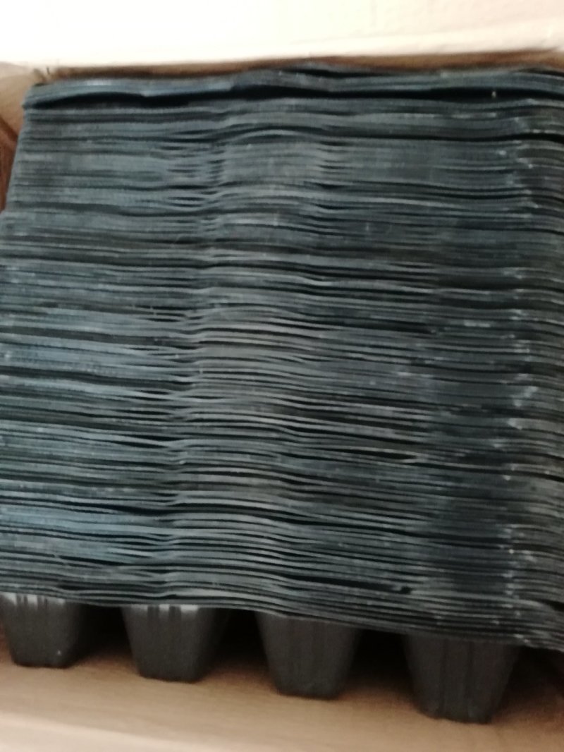 育苗盘PVC塑料21穴，50至200孔150克优质材料