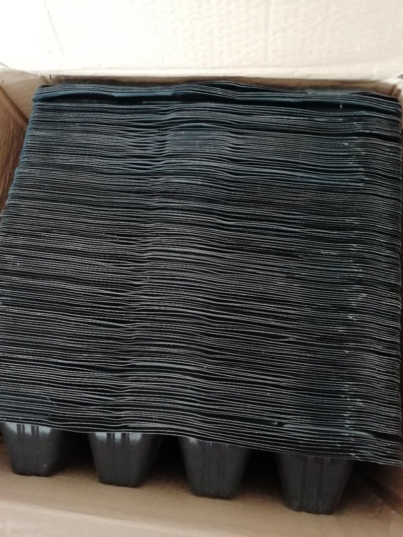 育苗盘PVC塑料21穴，50至200孔150克优质材料