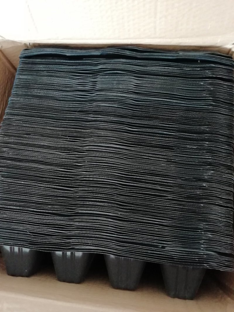 育苗盘PVC塑料21穴，50至200孔150克优质材料