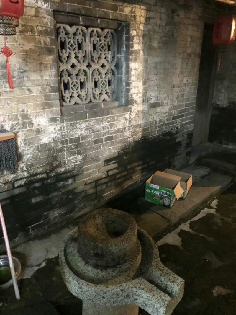 30年窖藏鸭溪窖酒