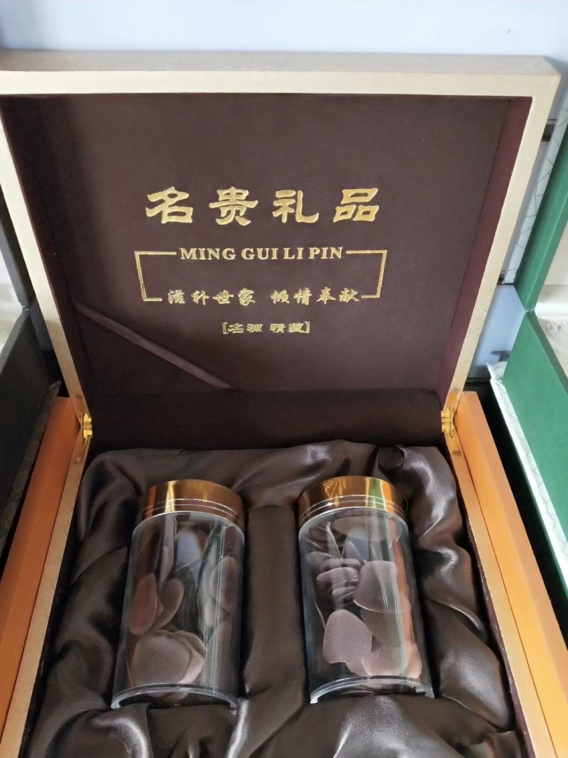 供应鸵鸟蛋！鸵鸟肉！LV鞭！LV绒酒