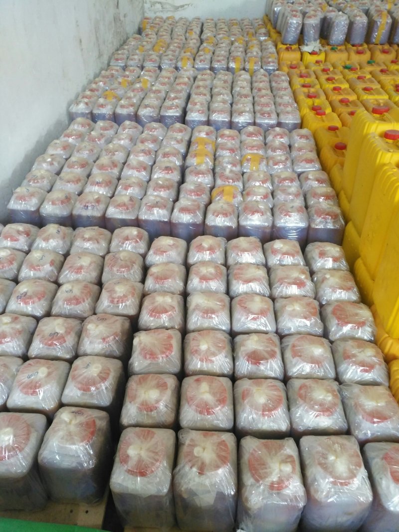 一手货源供应和批发供应缅甸蜂巢蜜，假一赔十