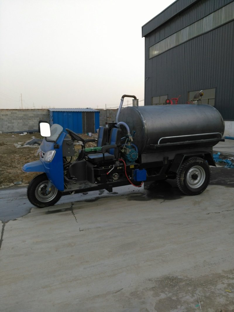 山东环卫车基地吸粪车吸污车