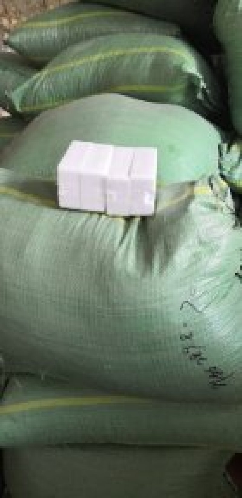黑瓜子南非黑金钢香瓜子米线瓜子！剥壳和泡酒用