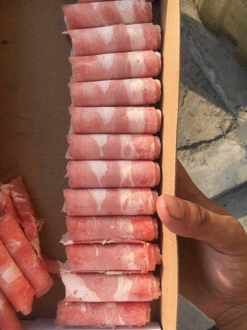 雪花肥牛，美肥，牛碎肉。。。。。。。。。。。
