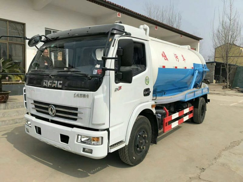 吸污车