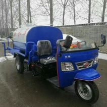 福田五星2立方洒水车小型工程喷洒车