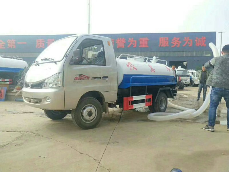 3立方吸粪车