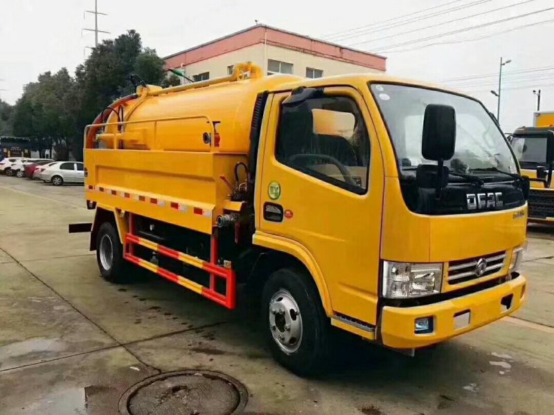 高压清洗吸污车