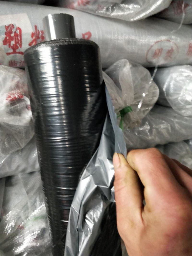 黑色地膜白色地膜银灰色地膜黑白相间色地膜厂家直销