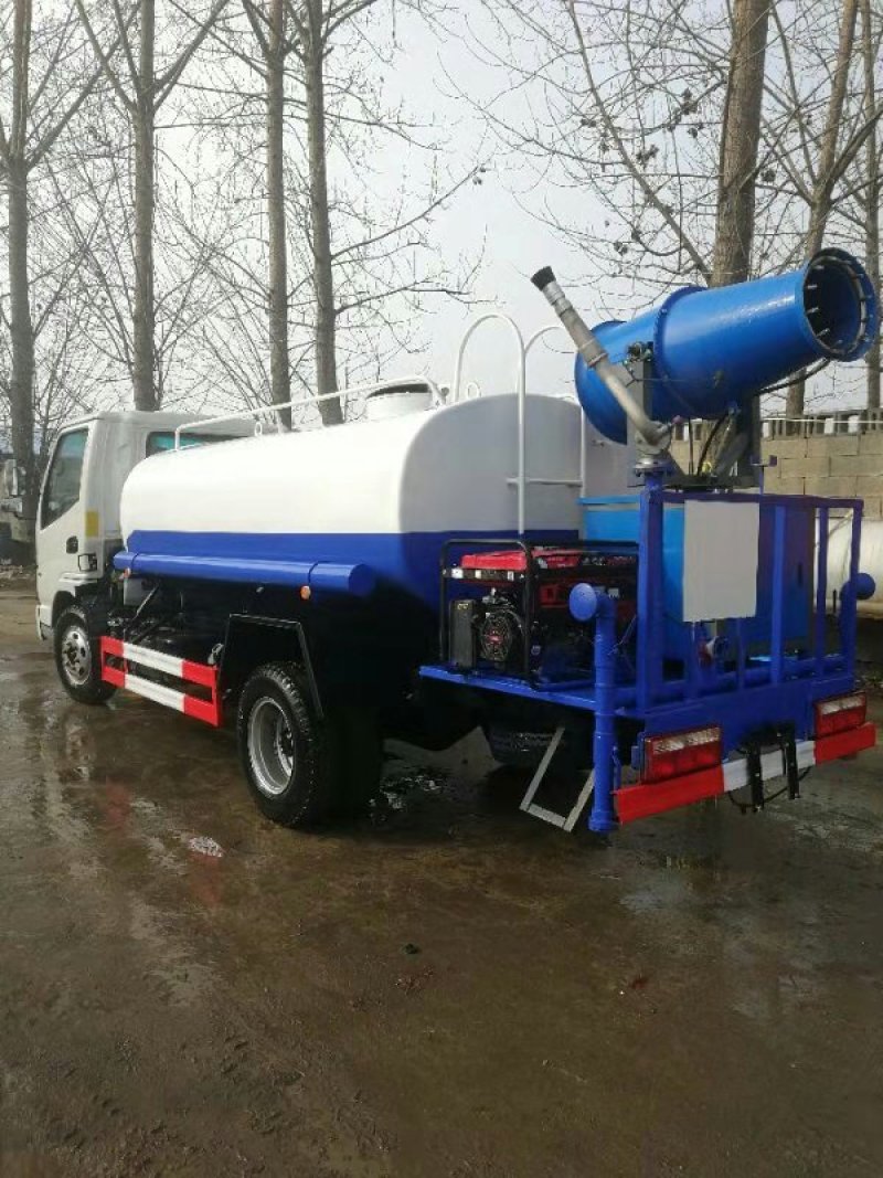 蓝牌抑尘雾炮洒水车园林绿化工程喷洒车