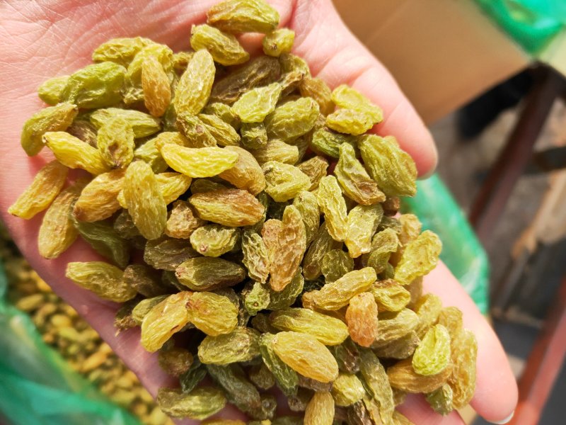 新疆吐鲁番葡萄干160一箱20斤