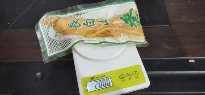 《明轩鹿业》鲜人参保鲜参