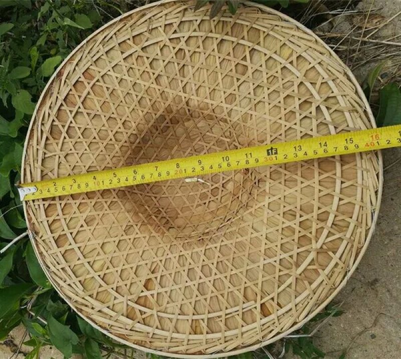 圆顶竹编帽竹叶竹帽遮阳帽菜馆灯罩舞台道具直径37，