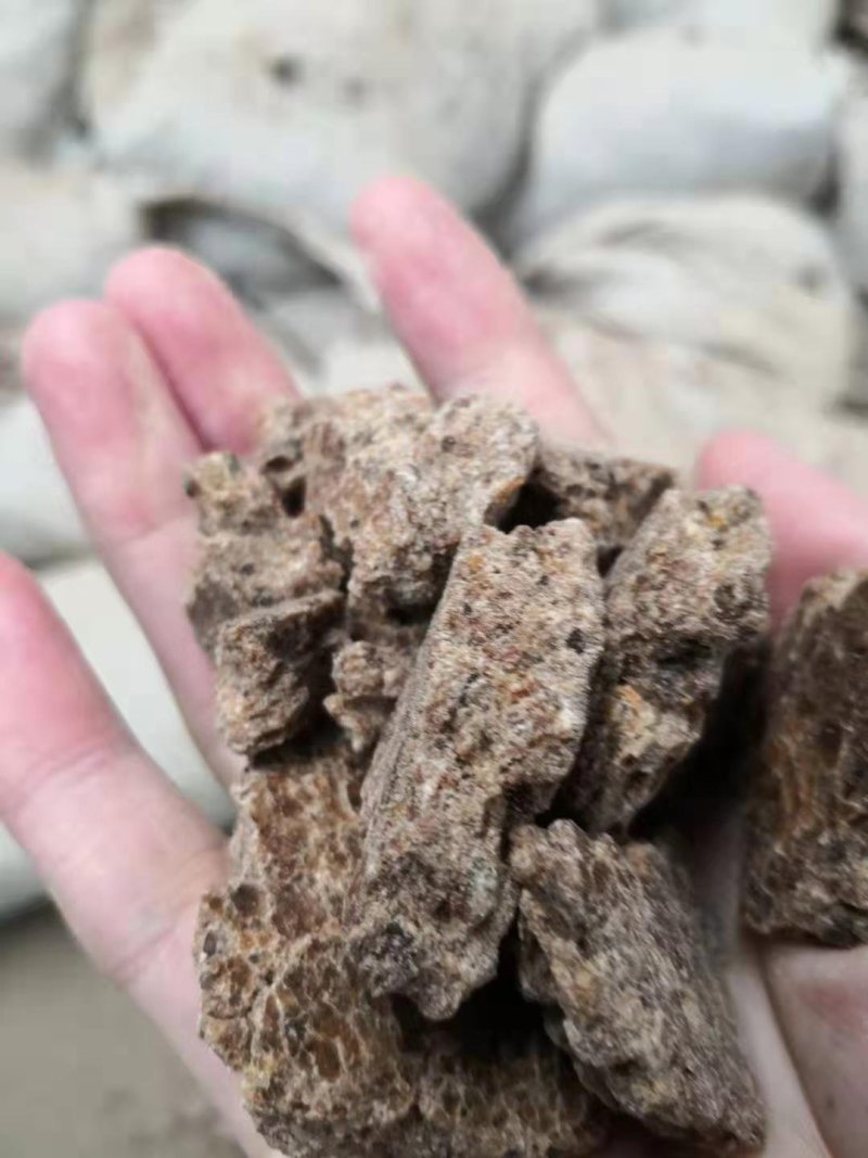 进口纯花生饼，无添加，蛋白46，是饲喂牛羊的原料