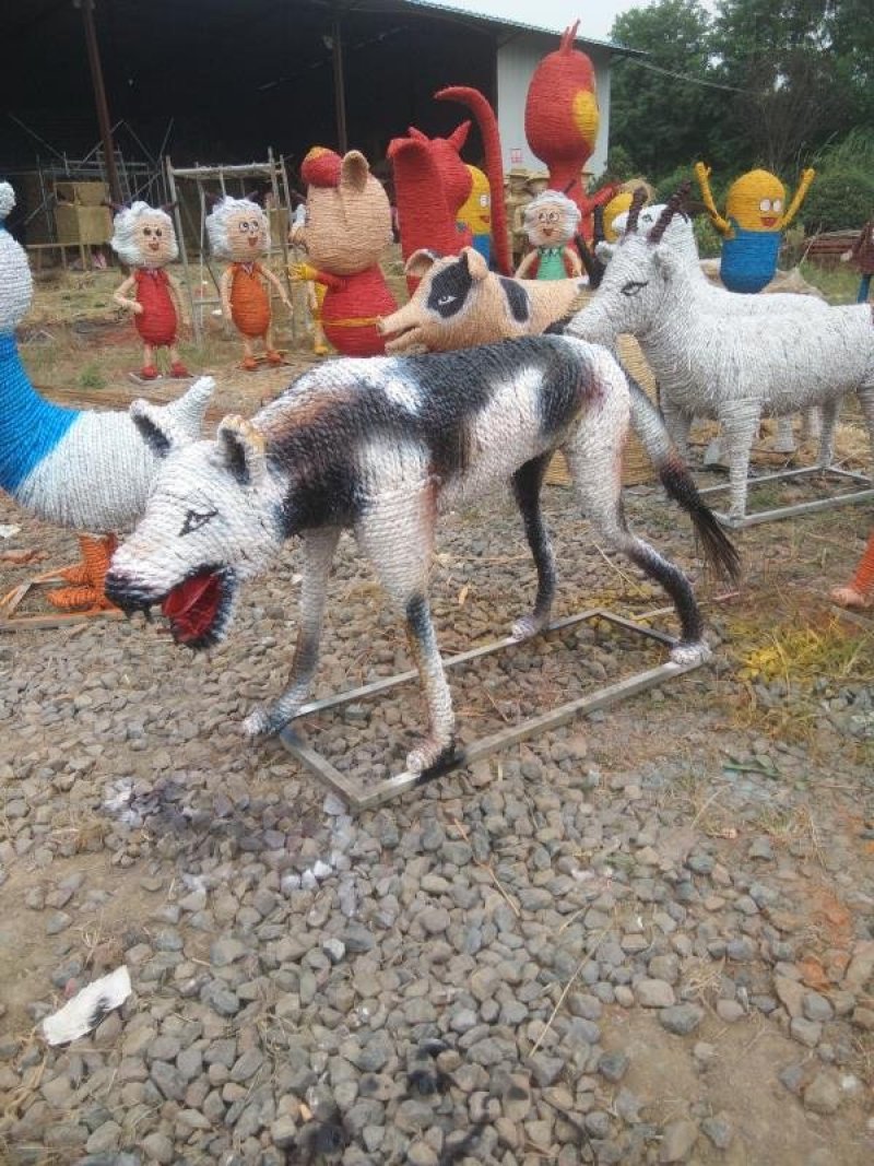 稻草人工艺品