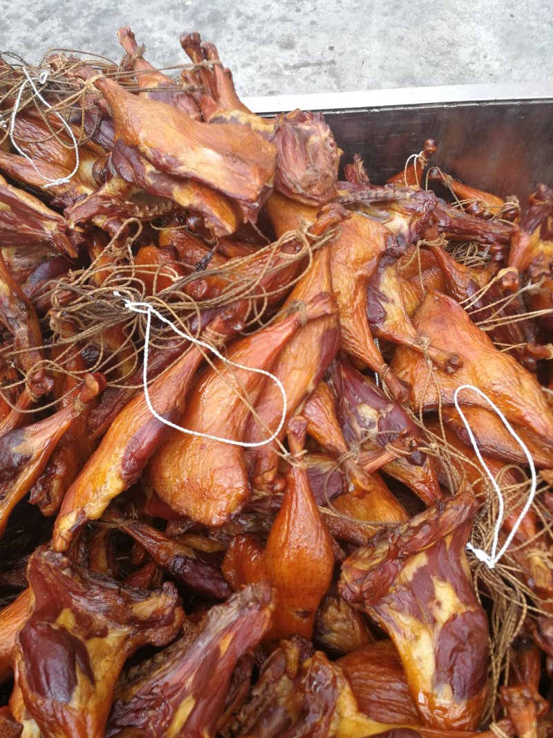 腊鸭腿