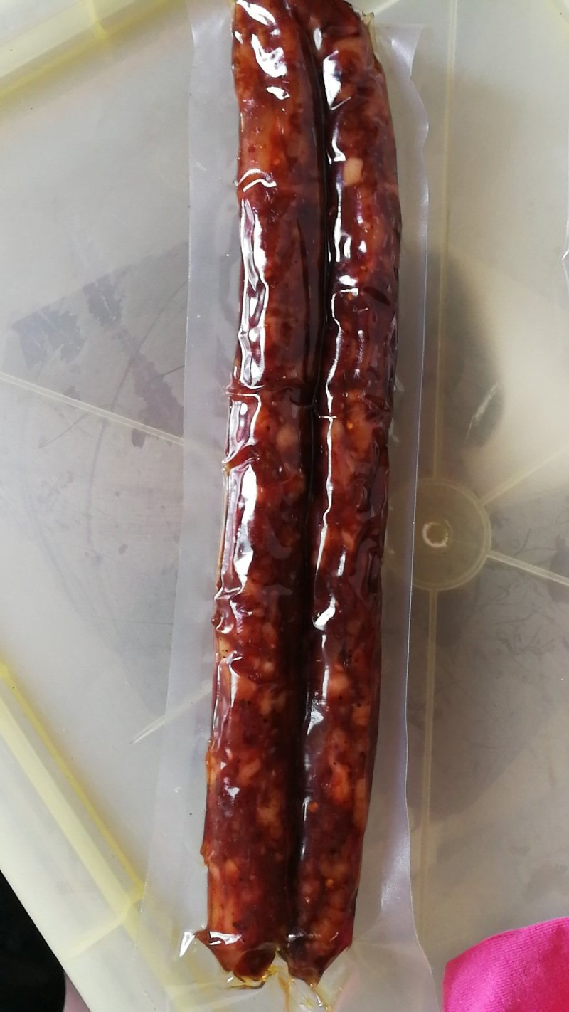 腊肠烟熏川味麻辣土肠