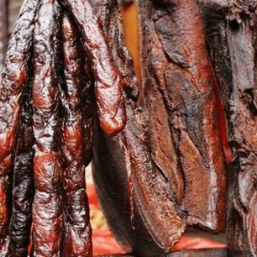 腊肉。