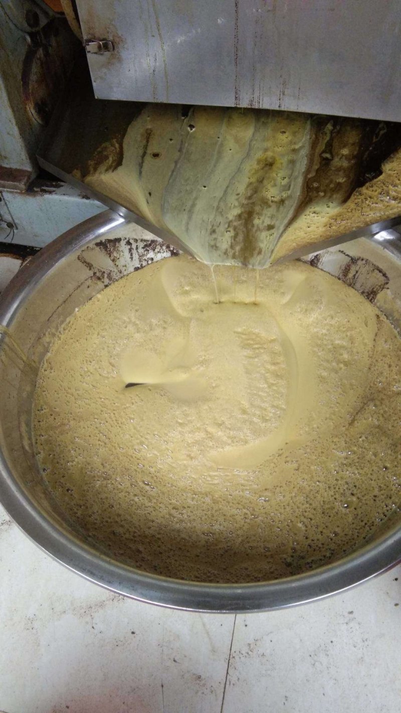 自榨菜籽油，需要的请联系。