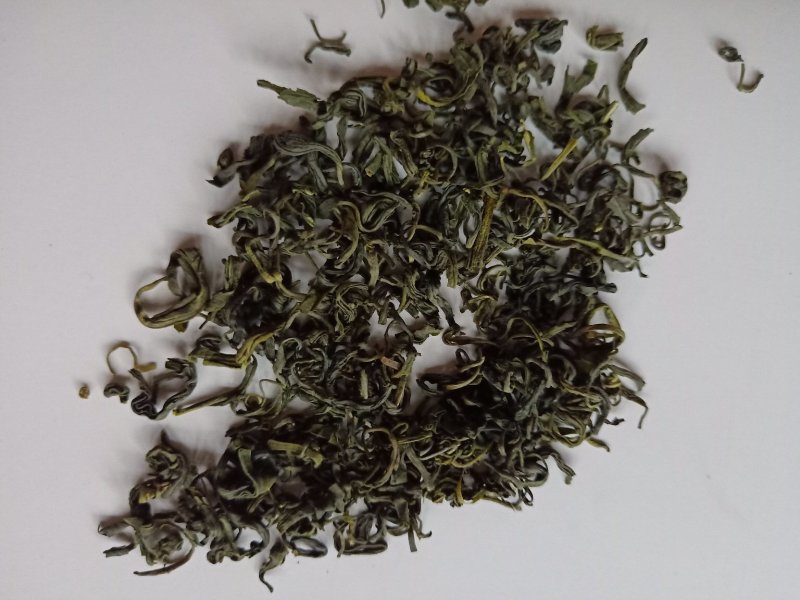 湖南恩施咸丰富硒绿茶，厂家直销，大量种植，价格优惠