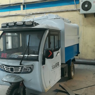 三轮车