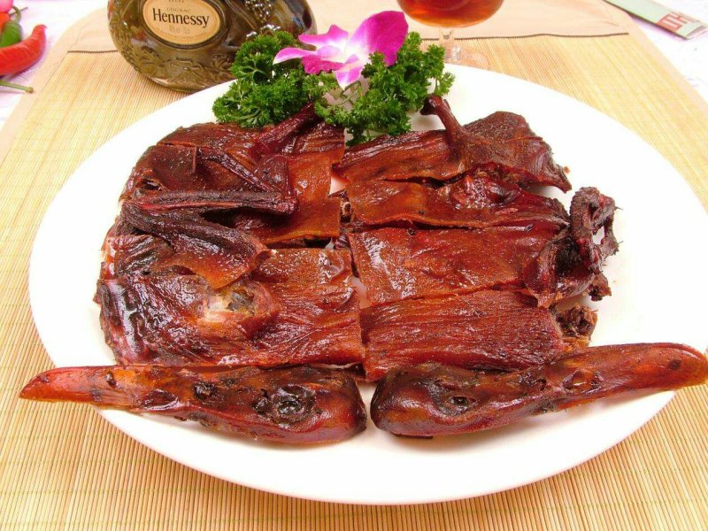 秘制网红（酱板鸭）