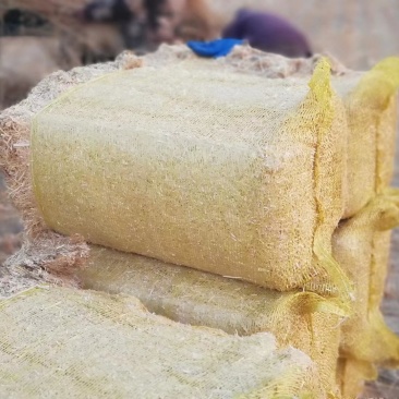 柔丝3～5公分稻草牛羊饲料防砂治土稻草