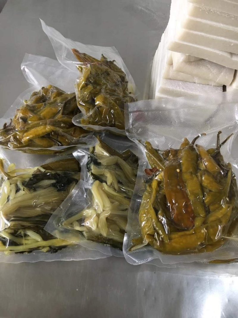 腊肉，腊肠，手工糍粑，手工酸菜，土鸡，土鸡蛋