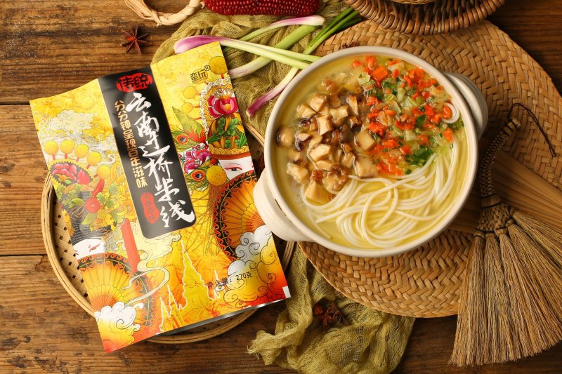 蛮玩云南过桥米线保鲜米线270g×3袋包邮