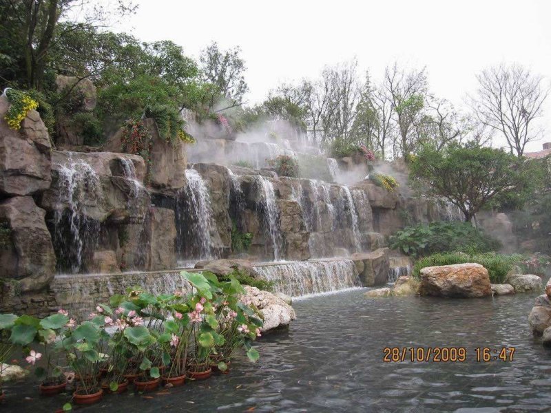 太湖石，景观石，草坪石大量供应！！！！！！！！
