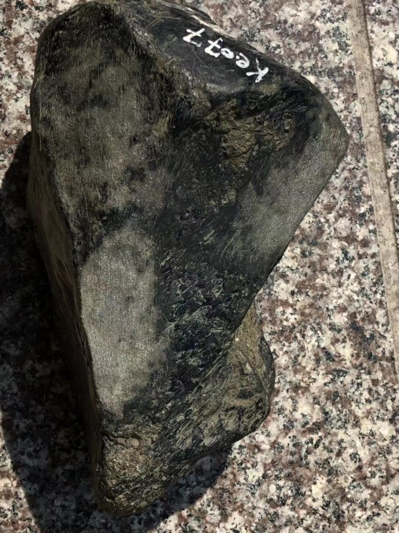 翡翠原石缅甸一手货源产地直供诚信经营欢迎来电选购