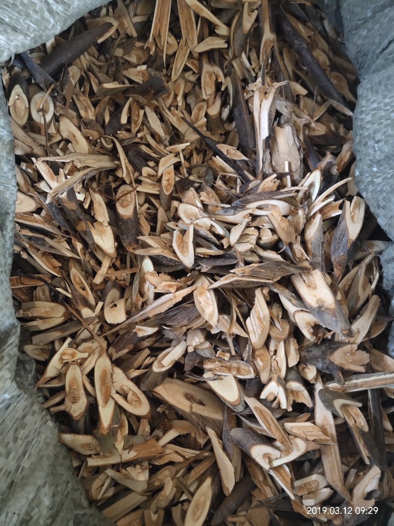 广西大量钩藤阳枝，根，切，片，统货价