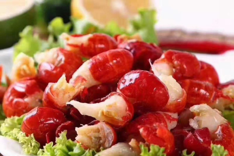 香辣龙虾尾海鲜零食麻辣小龙虾尾即食罐装香辣味虾球250克