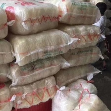 跑江湖地摊豌豆粉丝粉丝
