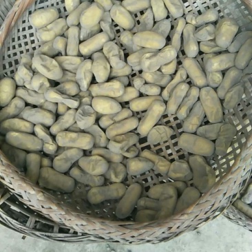 贵州特色灰豆腐果